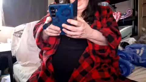 mysteriouswoman18 online show from November 2025 06:40:02 PM