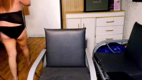 Snapshot of mysteriousxpham chatting on March 2026 06:14:01 PM MysteriousXPham online show from March 2026 06:14:01 PM