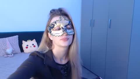 Mystery Girl online show from March 2026 11:10:01 AM