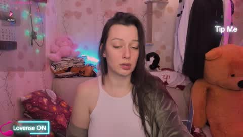 Snapshot of mystic_lilly chatting on February 2026 07:06:02 PM Lilly magic lilly online show from February 2026 07:06:02 PM