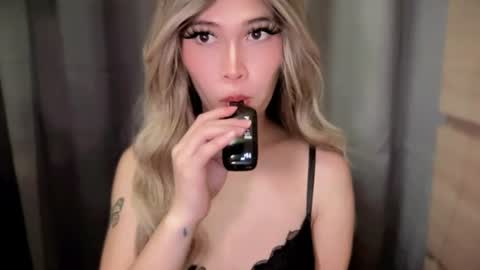 Snapshot of mystickitty22 chatting on July 2026 03:34:01 AM Lucy online show from July 2026 03:34:01 AM