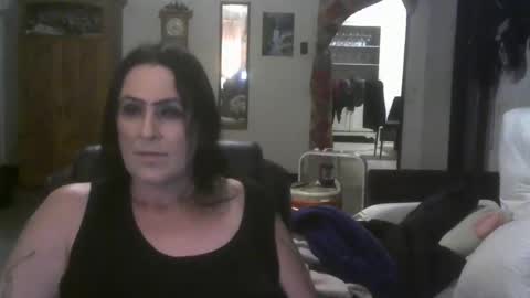 Snapshot of mysticsofthenight chatting on November 2025 12:55:02 AM Autumn online show from November 2025 12:55:02 AM