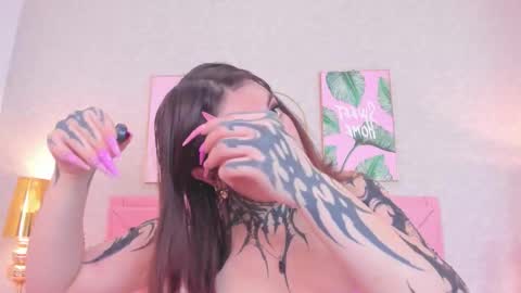 Misteika online show from October 2025 11:50:01 AM