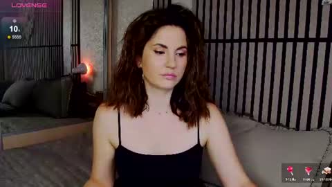 Snapshot of mystique_girl_ chatting on June 2026 08:06:01 PM Angeline online show from June 2026 08:06:01 PM