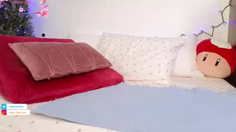 MySweetSofie online show from December 2025 10:27:01 PM