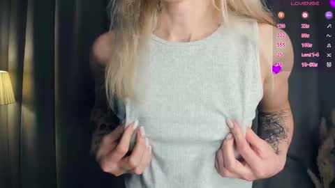 Snapshot of myviolet_rush chatting on November 2025 07:36:02 PM Olivia or just olive online show from November 2025 07:36:02 PM