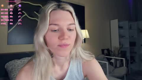 Snapshot of myviolet_rush chatting on December 2025 07:42:01 PM Olivia or just olive online show from December 2025 07:42:01 PM