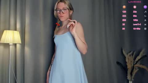 Snapshot of myviolet_rush chatting on January 2026 07:30:01 PM Olivia or just olive online show from January 2026 07:30:01 PM