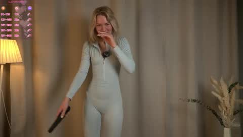 Snapshot of myviolet_rush chatting on February 2026 08:32:02 PM Olivia or just olive online show from February 2026 08:32:02 PM