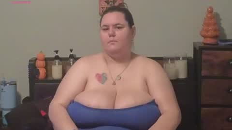 Mzjuicybootay online show from October 2025 11:11:01 AM