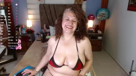 nadia_84 online show from February 2026 07:47:02 PM