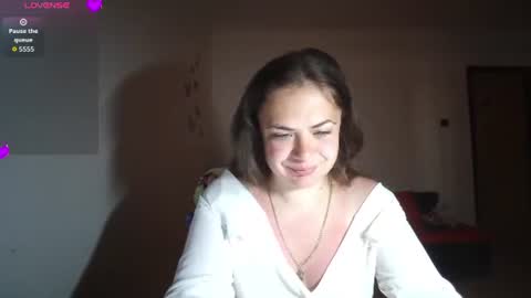 nadiiamorgun online show from August 2026 05:17:01 AM