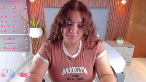 Nadine online show from December 2024 03:37:02 PM