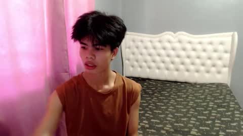 Snapshot of nagaselen34 chatting on April 2026 03:50:01 AM Jhay online show from April 2026 03:50:01 AM