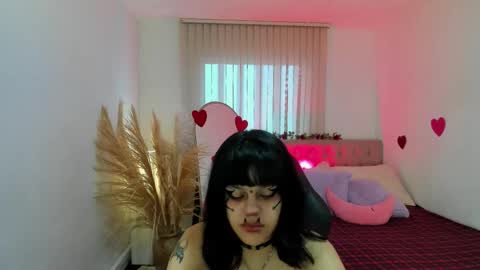 nahemot_sadish online show from February 2026 12:49:01 PM