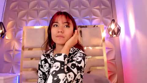 Snapshot of nahia_low chatting on January 2025 08:43:02 AM  Valeria  online show from January 2025 08:43:02 AM