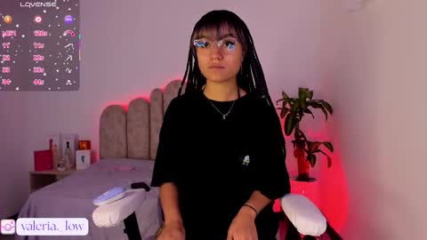 Snapshot of nahia_low chatting on October 2025 12:40:02 AM  Valeria  online show from October 2025 12:40:02 AM