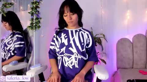 nahialov online show from February 2026 01:58:01 AM