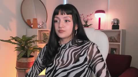 Snapshot of nahiapaws chatting on February 2026 10:28:02 PM Nahia INDEPENDENT MODEL P online show from February 2026 10:28:02 PM