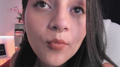 Snapshot of nahiapaws chatting on March 2026 09:53:02 PM Nahia INDEPENDENT MODEL P online show from March 2026 09:53:02 PM