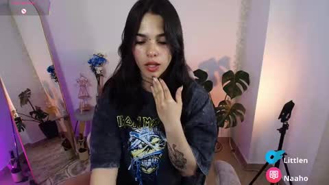 Snapshot of naho_4269 chatting on September 2025 01:40:02 AM Naho Sigueme en mis Redes Sociales Follow me on my social networks online show from September 2025 01:40:02 AM