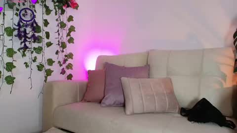 Naho  Sigueme en mis Redes Sociales Follow me on my social networks online show from May 2026 04:07:02 AM
