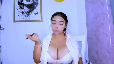 nahomy_hancook online show from March 2026 01:47:01 AM