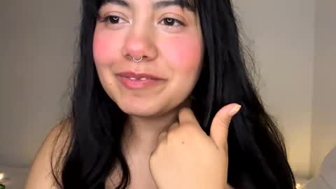 nahomy online show from March 2026 01:10:01 AM