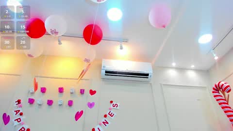 Nahomy online show from February 2025 11:31:01 PM