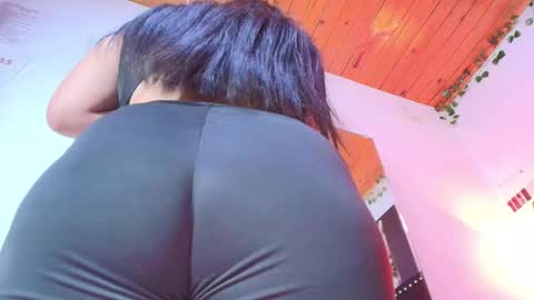 Naia x online show from February 2026 08:13:02 PM