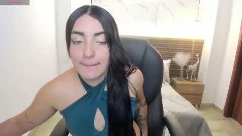 naiah_blue online show from June 2026 06:45:02 PM