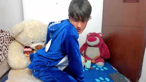 Snapshot of naim_theking chatting on March 2026 03:30:01 AM N A I M T H E K I N G online show from March 2026 03:30:01 AM