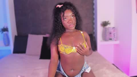 naina deivis33 online show from June 2026 03:26:01 AM