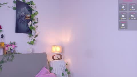 nairagold_ online show from April 2026 04:46:01 AM