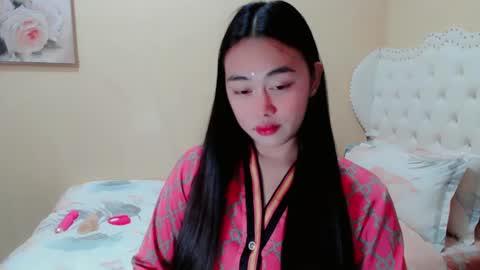 Kate online show from December 2024 12:50:02 PM