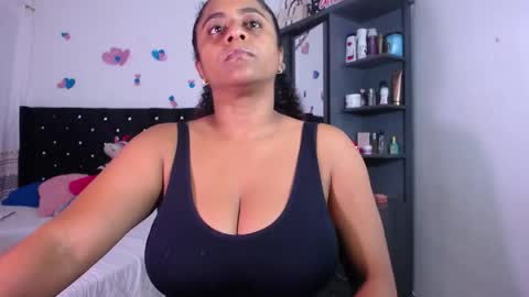 Nairovy online show from May 2026 08:06:01 PM