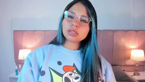 nairovy_1 online show from February 2026 10:08:02 AM