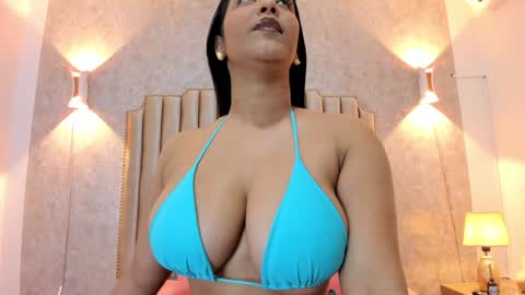 Snapshot of naisharousell chatting on December 2024 06:59:02 PM Naisha Rousell online show from December 2024 06:59:02 PM