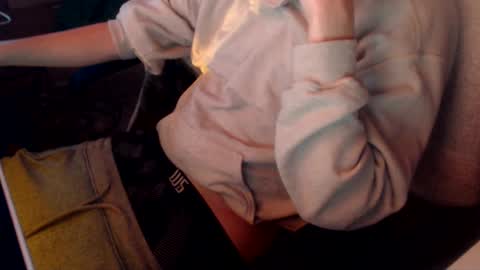 Drew online show from September 2025 04:17:01 AM