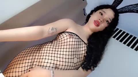 naked_weapon1 online show from January 2025 01:51:01 PM