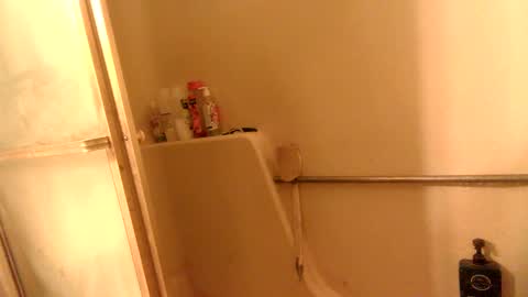 Snapshot of nakednate1780 chatting on February 2025 08:00:02 PM nakednate1780 online show from February 2025 08:00:02 PM