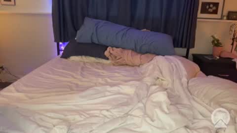 nakednewbies online show from June 2026 08:02:01 PM