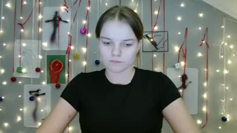 Nana online show from November 2025 09:10:02 AM