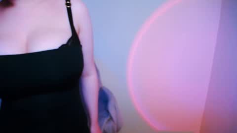 Snapshot of nanafey chatting on January 2025 03:14:02 PM your candy online show from January 2025 03:14:02 PM