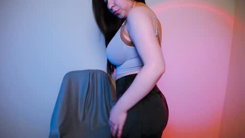 Snapshot of nanafey chatting on January 2025 01:56:02 PM your candy online show from January 2025 01:56:02 PM