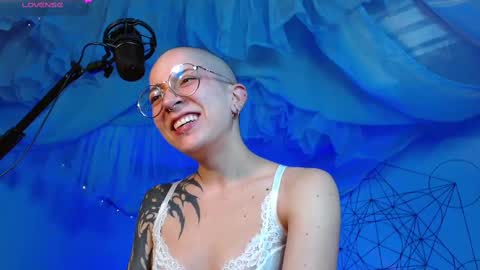 Alma  Maria online show from September 2025 05:29:01 AM