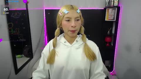 Snapshot of nancy_blonde chatting on July 2026 12:44:02 PM nancy blonde online show from July 2026 12:44:02 PM