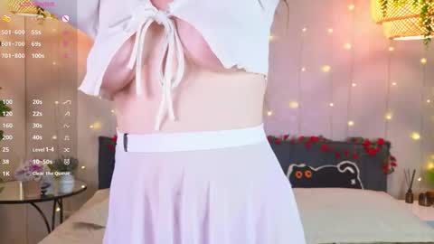 Luna online show from February 2026 05:04:01 AM