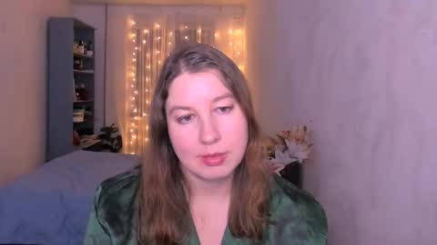 Nancy online show from December 2025 07:51:01 PM