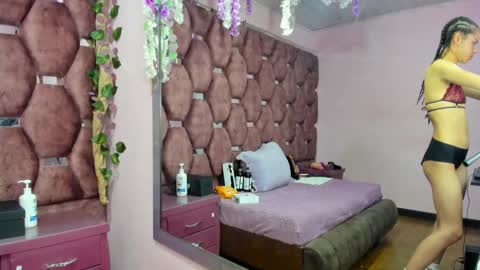 nanis james15 online show from June 2026 03:20:02 AM